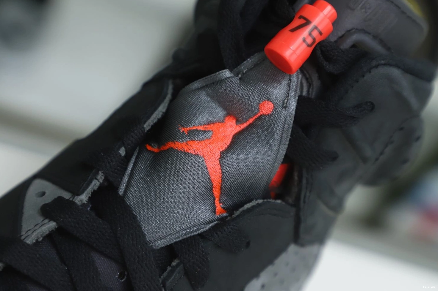 JORDAN X PARIS SAINT-GERMAIN AIR 6 RETRO GREY' 'IRON 0904